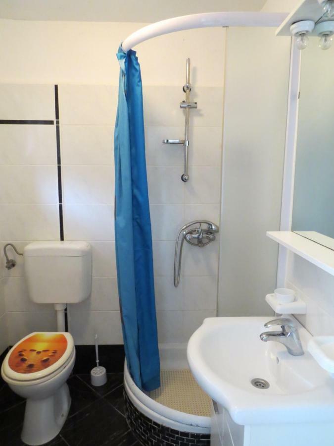 Great Apartment มาลีโลชินจ์ ภายนอก รูปภาพ
