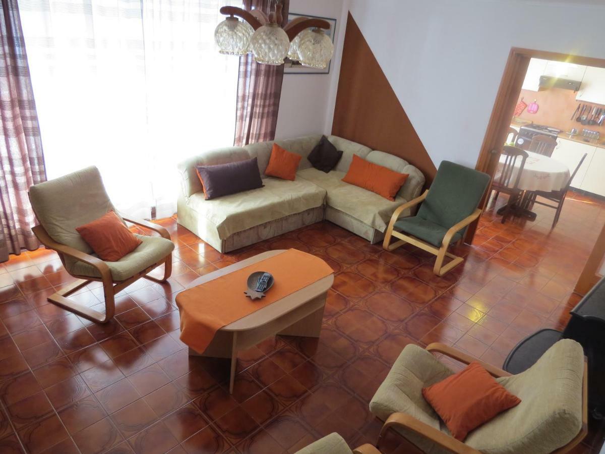 Great Apartment มาลีโลชินจ์ ภายนอก รูปภาพ